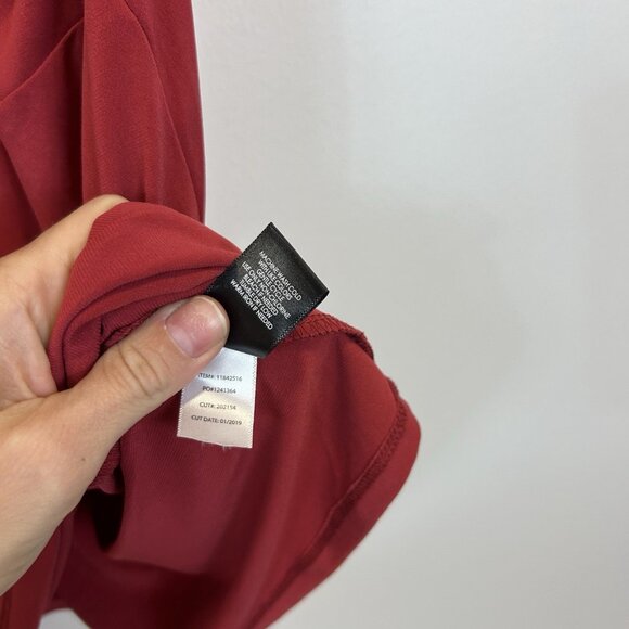 Torrid Womens Studio Knit V Neck Tank Top Plus 2X Red Raspberry Stretch - Picture 6 of 9